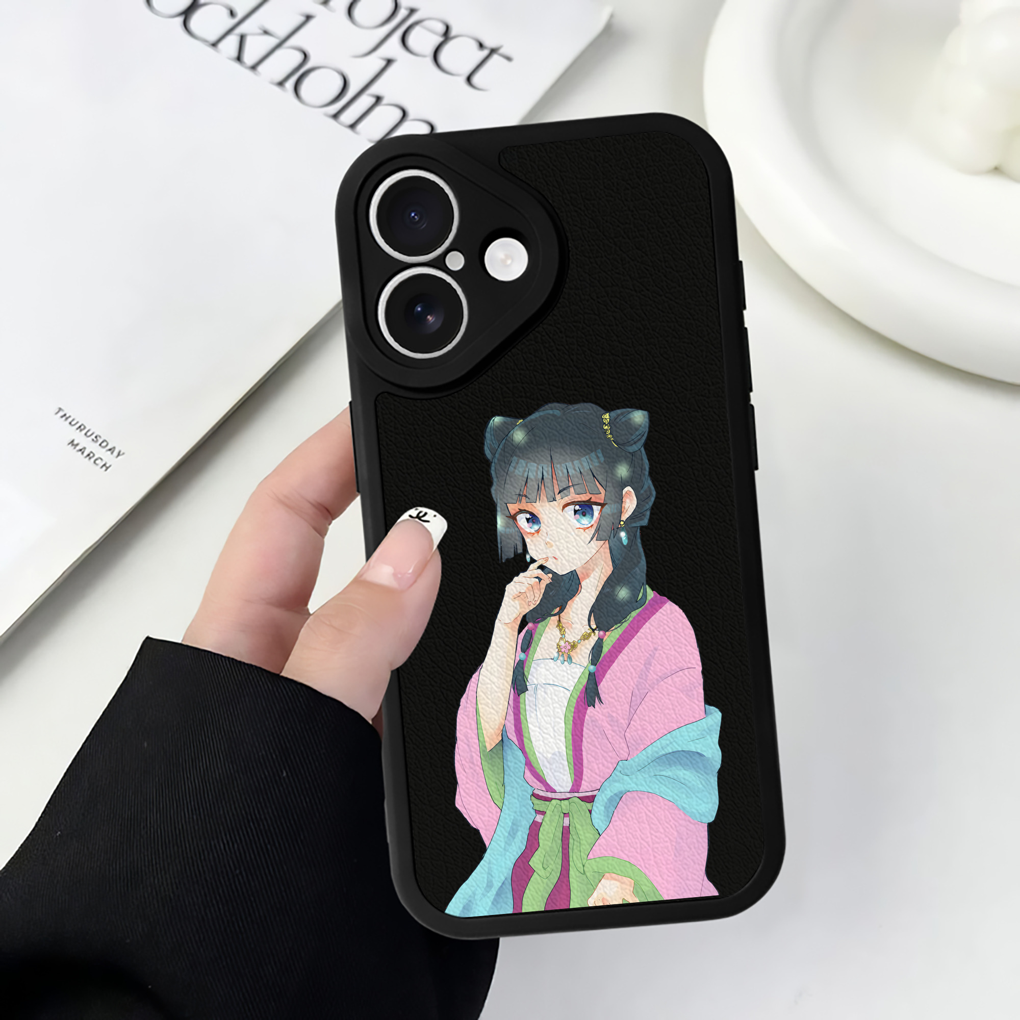 薬屋のひとりごと The Apothecary Diaries 【iPhone 16シリーズ対応】シリコンスマホケース（レザー調） 材質：シリコン